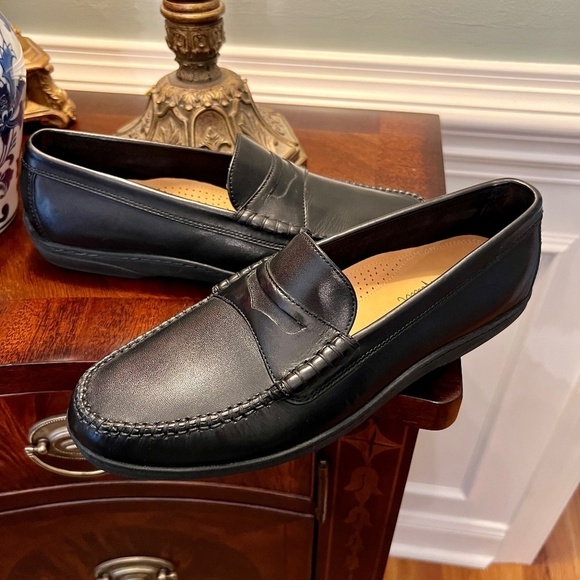 NWOB Men\'s Cole Haan Pinch Cup Comfort Penny Loafers Shoes in Black Size 9.5 M